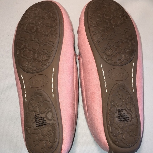 Floopi Fur-lined Moccasin Slipper - Picture 4 of 5